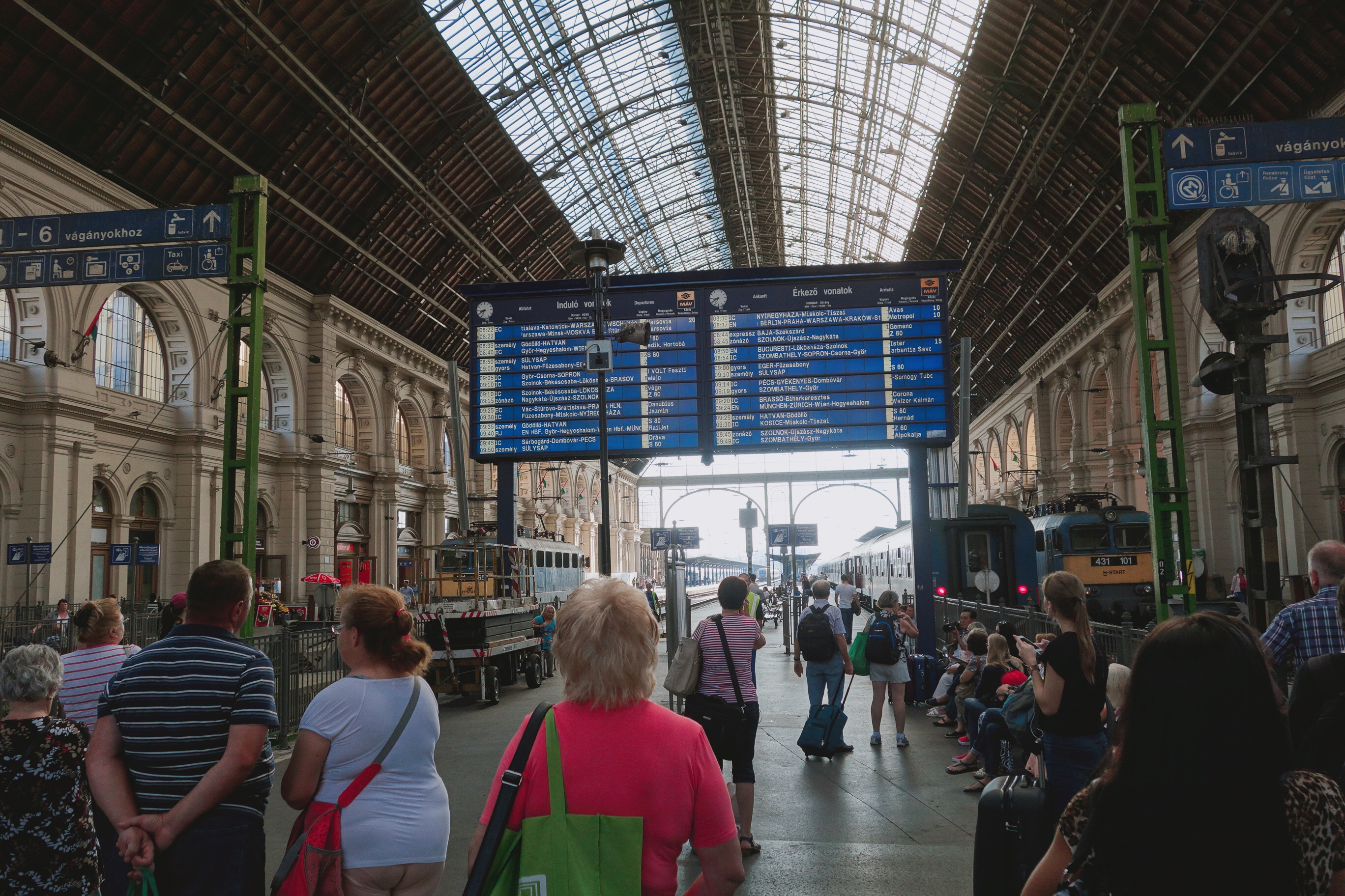 🇸🇰🇦🇹🇸🇮🇭🇺🇭🇷【歐洲】搭歐鐵暢遊歐洲不是夢,只需一張火車通行證(2017/01/26更新)Eurail Train Pass