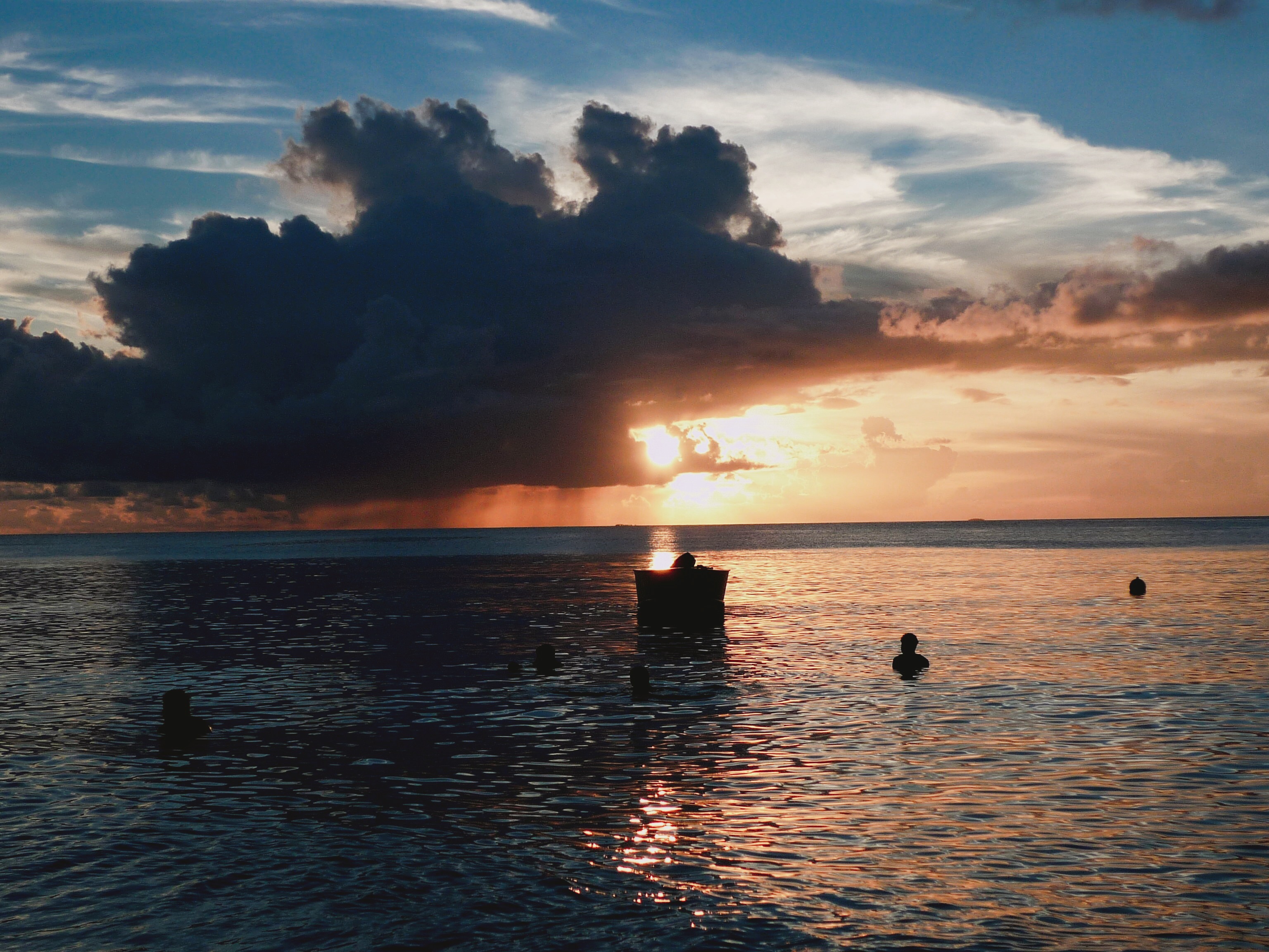 🇹🇻 第一道曙光 ∕ 新年快樂