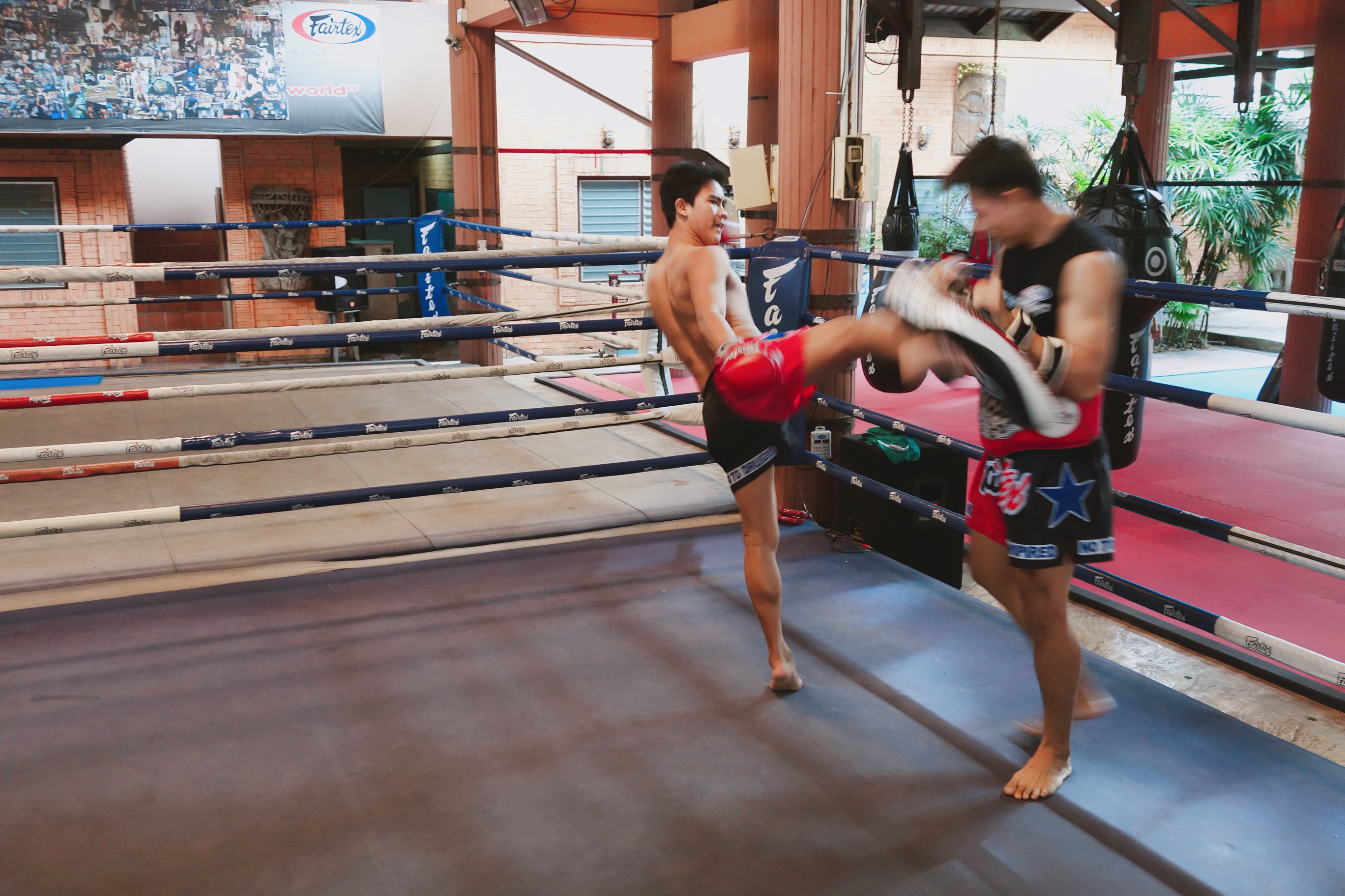 🇹🇭【曼谷】觀看泰拳前，走趟泰拳學校 Fairtex Bangplee Thai Boxing Training Camp