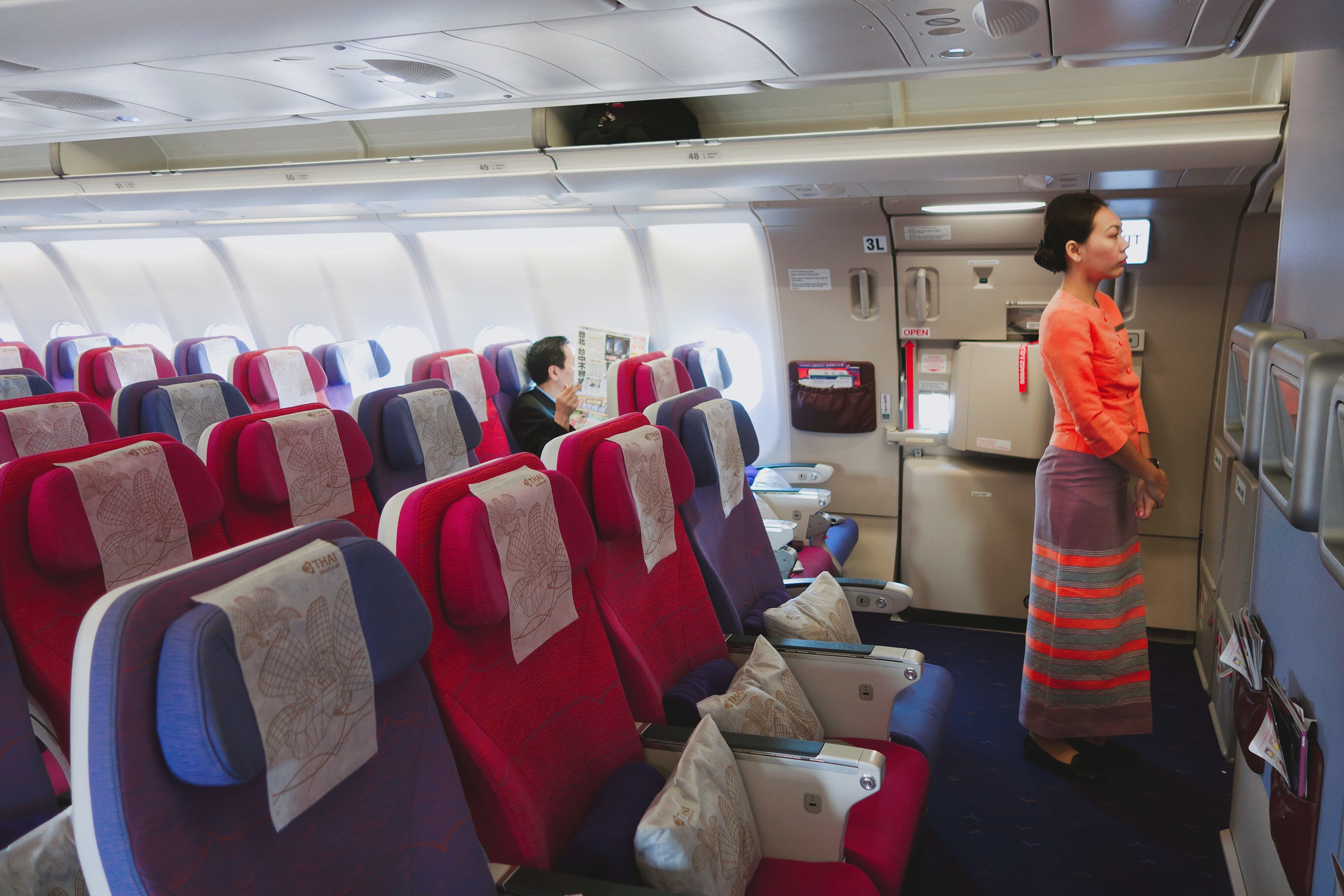 🇹🇭【曼谷】泰國航空初體驗 TG637 TPE-BKK 桃園-曼谷 Thai Airways