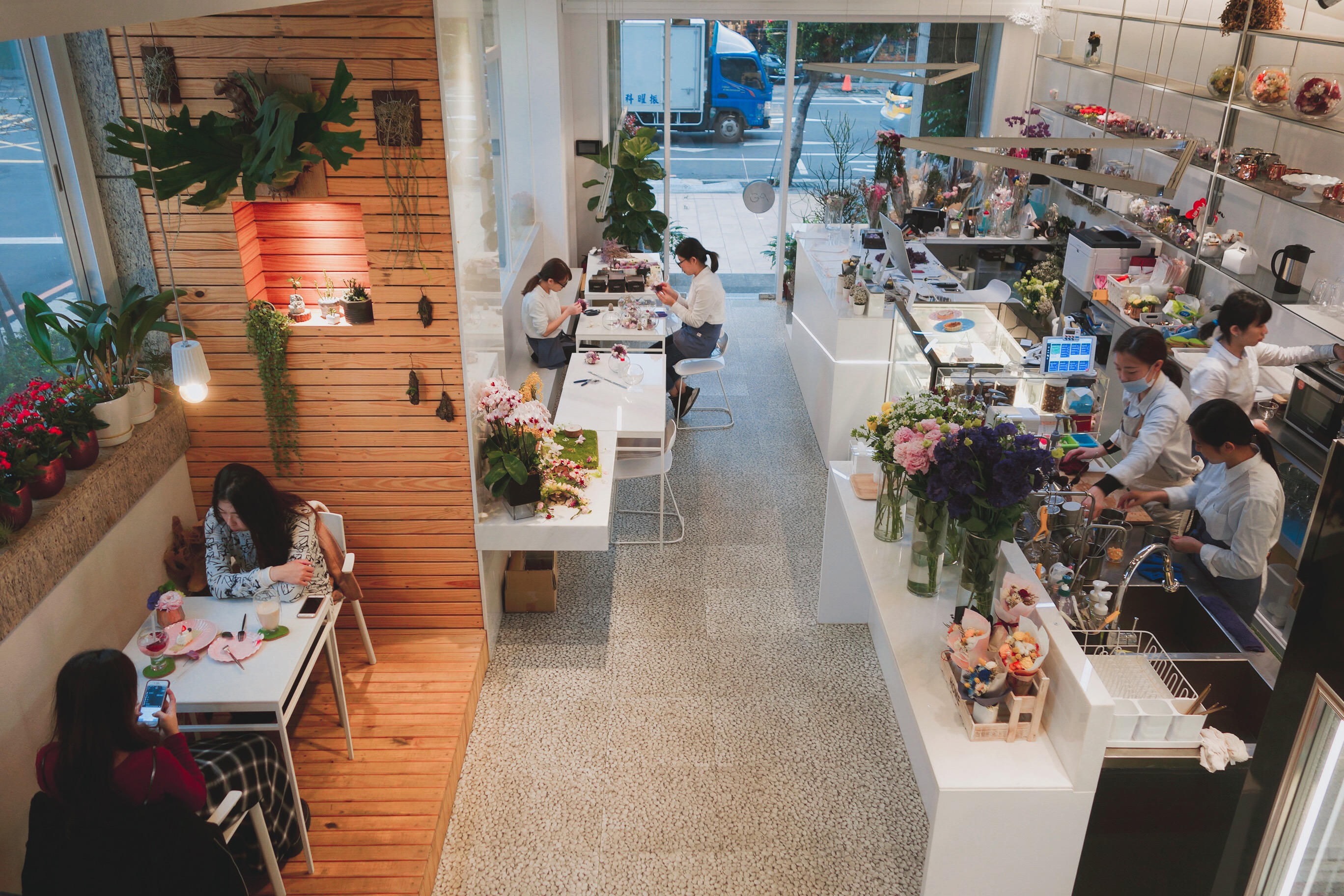 【桃園食記】與花朵共進下午茶：日青方好  GA flower cafè