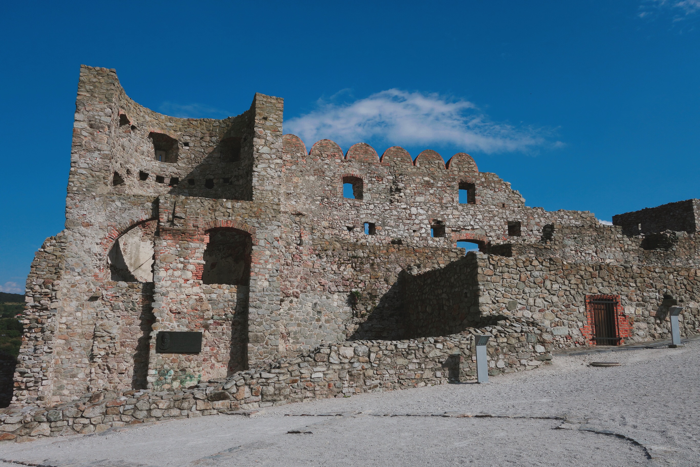 🇸🇰【斯洛伐克】斯洛伐克最古老的城堡：德文城堡 The Oldest Castle in Slovakia:  Devín Castle