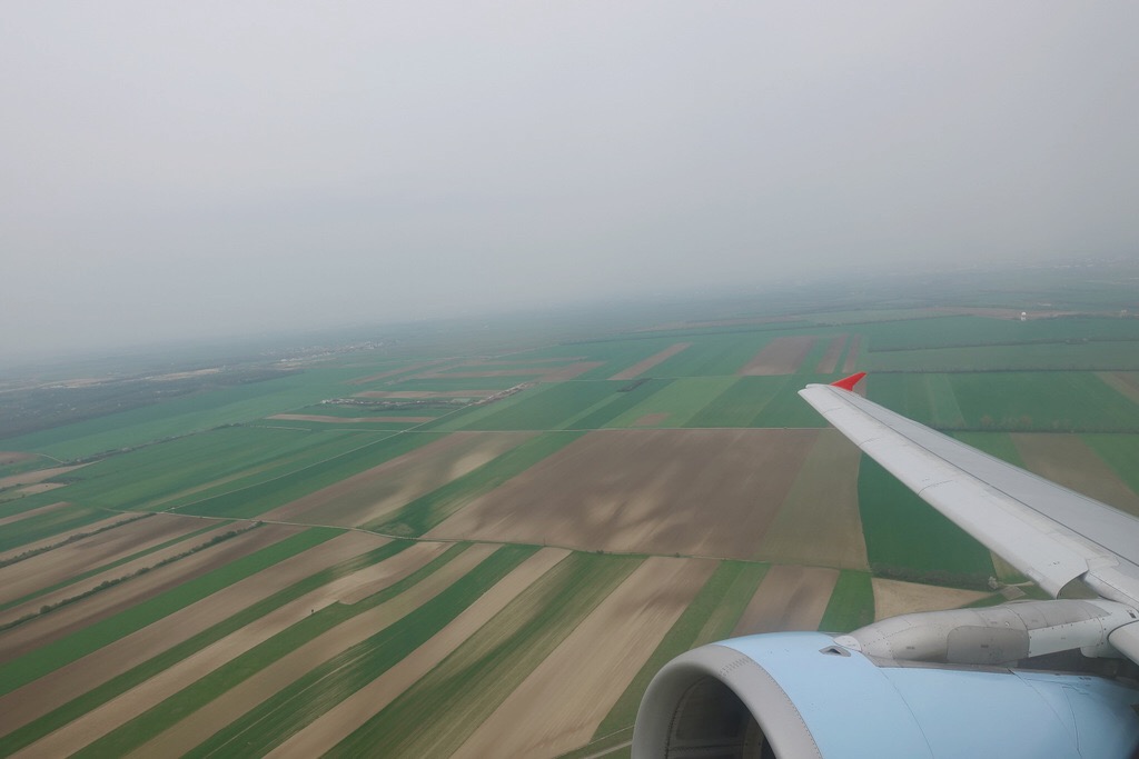 🇩🇪 柏林 | 奧地利航空初體驗AIRBUS A320 維也納->柏林 Austrian Airlines OS225 VIE-TXL