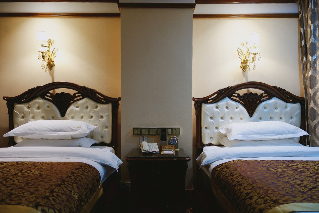 🇨🇳 南疆喀什 | 新疆蘇力旦大飯店:喀什老城區住宿首選,步行三分鐘到艾提尕爾清真寺 Xinjiang Sultan Hotel, China