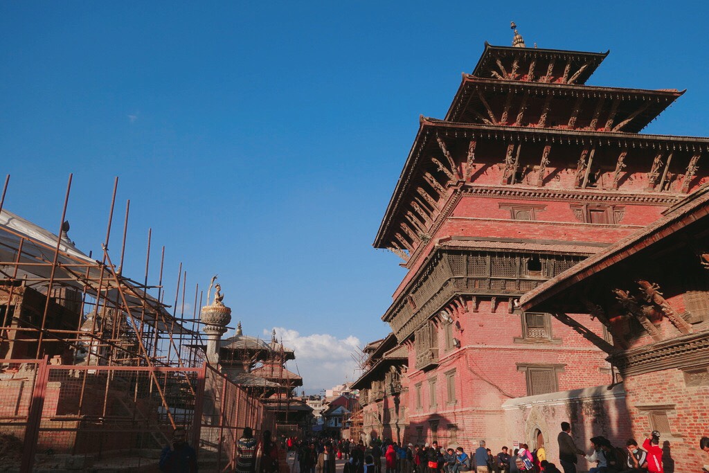 🇳🇵 尼泊爾 | 當地人領路!走訪帕坦王宮廣場、帕坦博物館、傳統小吃店 Must-see Places Leaded by Local Tour Guide: Visit Patan Palace Square, Patan Museum and Traditional Snack Bar, NEPAL