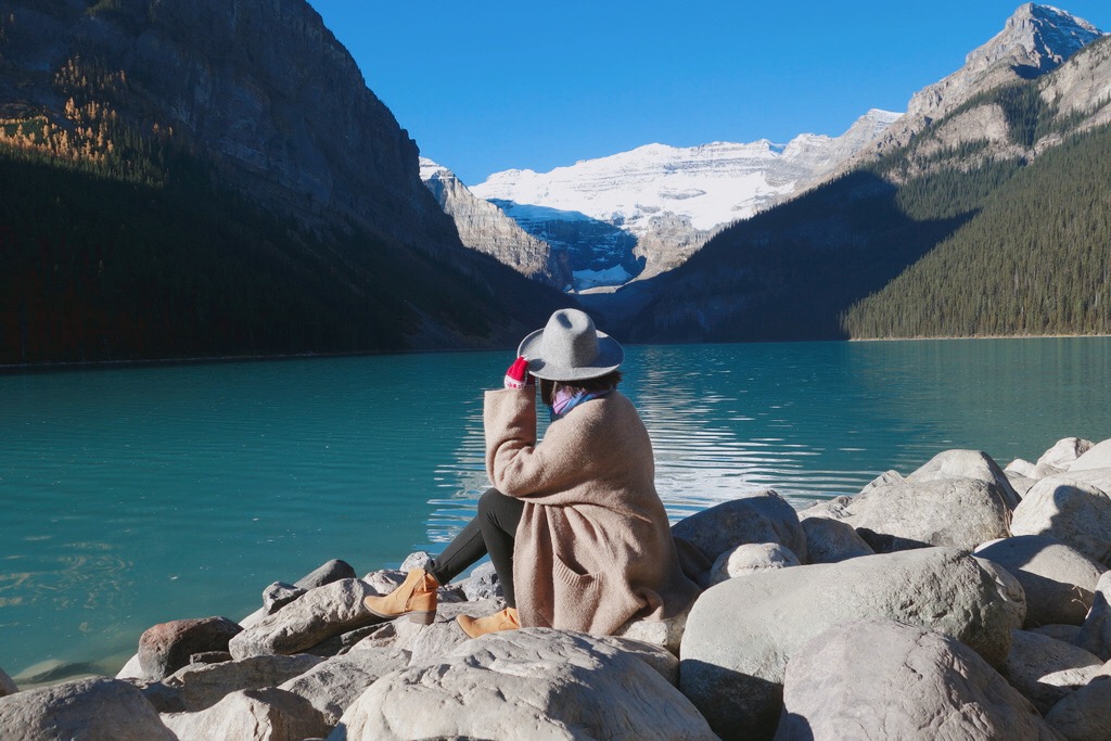 🇨🇦 加拿大 | 早晨在路易斯湖的反思 Morning Reflections on the Lake Louise, Canada